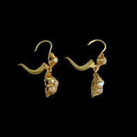 花咲くハートピアス