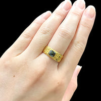 ジオメトリック・ブラックダイヤリング