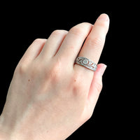 ヴィクトリアン調ダイヤリング