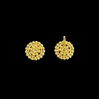 ダイヤの花輪ピアス