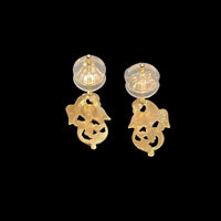 ピーコックピアス