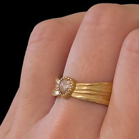 ローズカットダイヤ・水紋リング